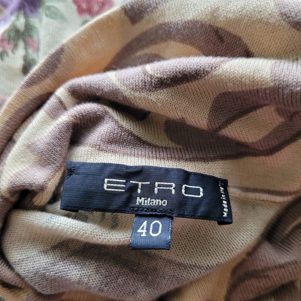 Stunning ETRO Sweater - Picture 5 of 7